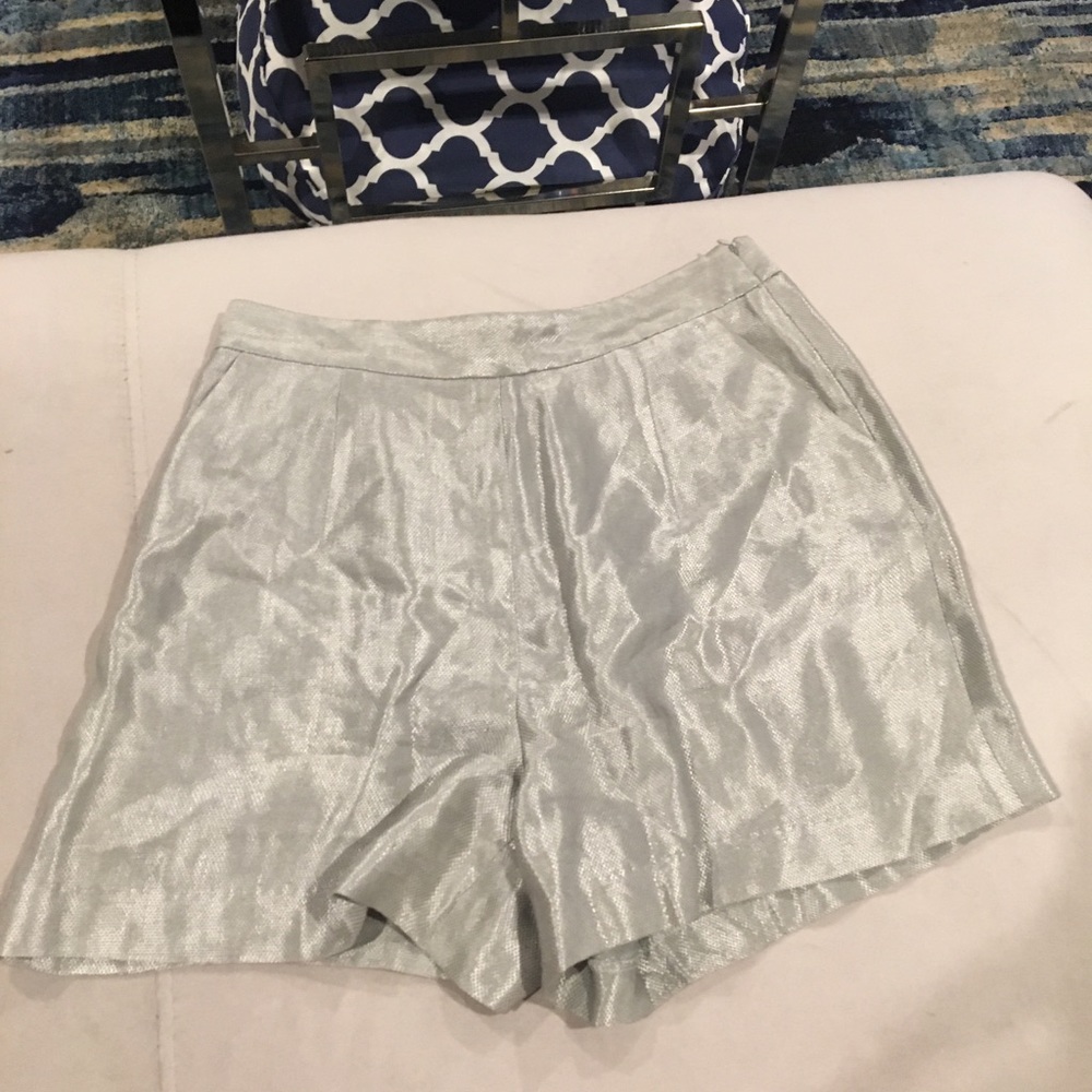MILLY GRAY DESIGNER SHORTS SIZE 6